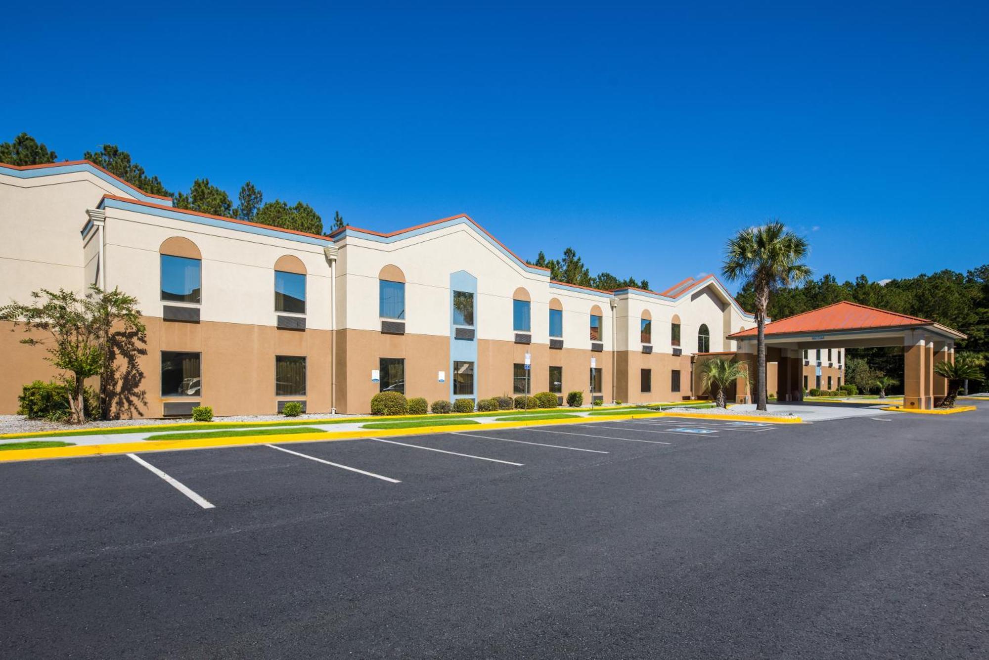 Clarion Pointe Hinesville Near Fort Stewart 외부 사진